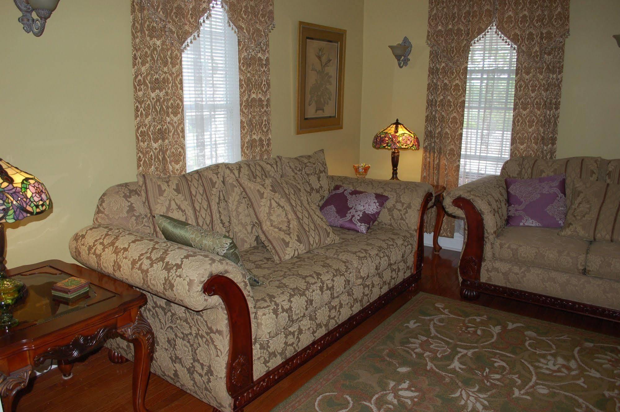 Accommodations Niagara Bed & Breakfast Εξωτερικό φωτογραφία